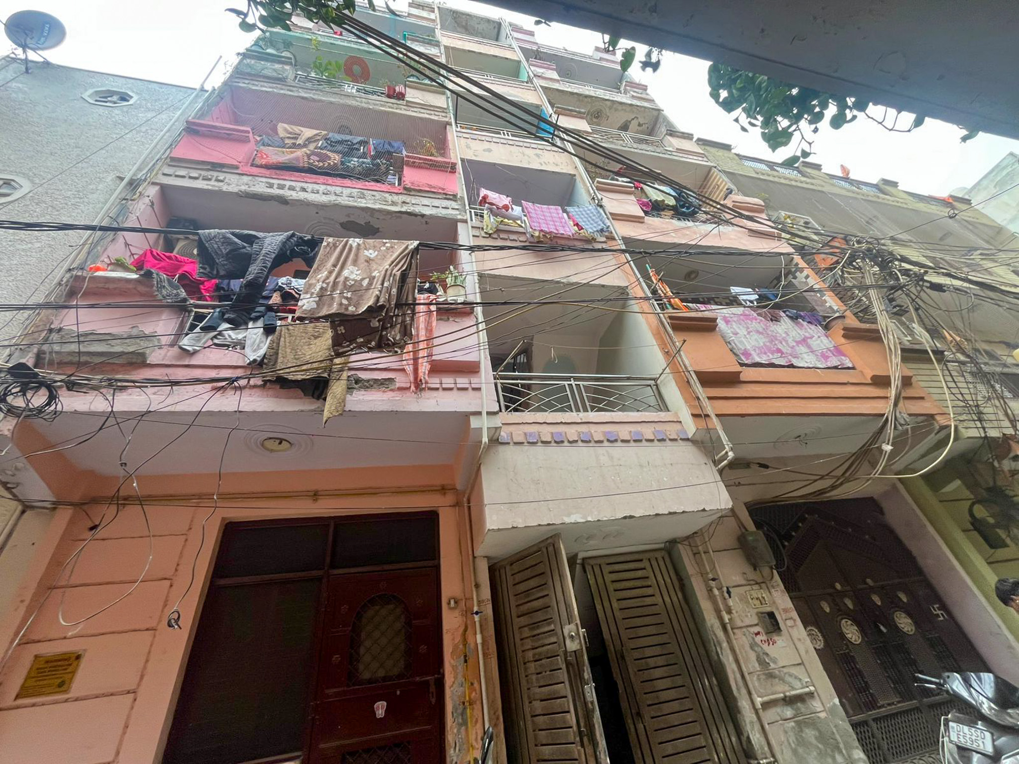 405 square feet Flat for sale in Ghaziabad