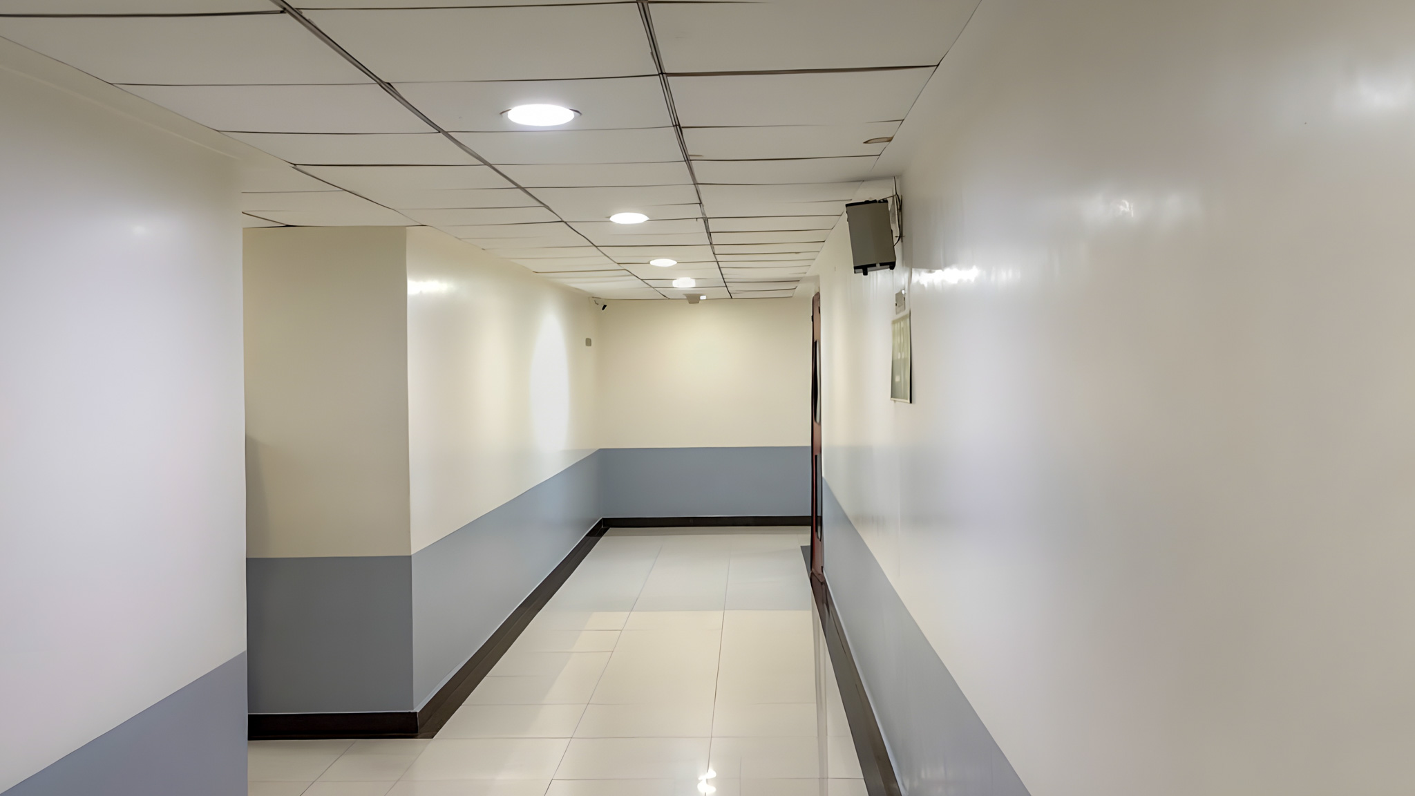 1127 square feet Office for sale in “The Chambers, Vile Parle” (The Summit Premises Co-op Hsg. Society Ltd), Vile Parle, Mumbai-400057 Mumbai — photo 1