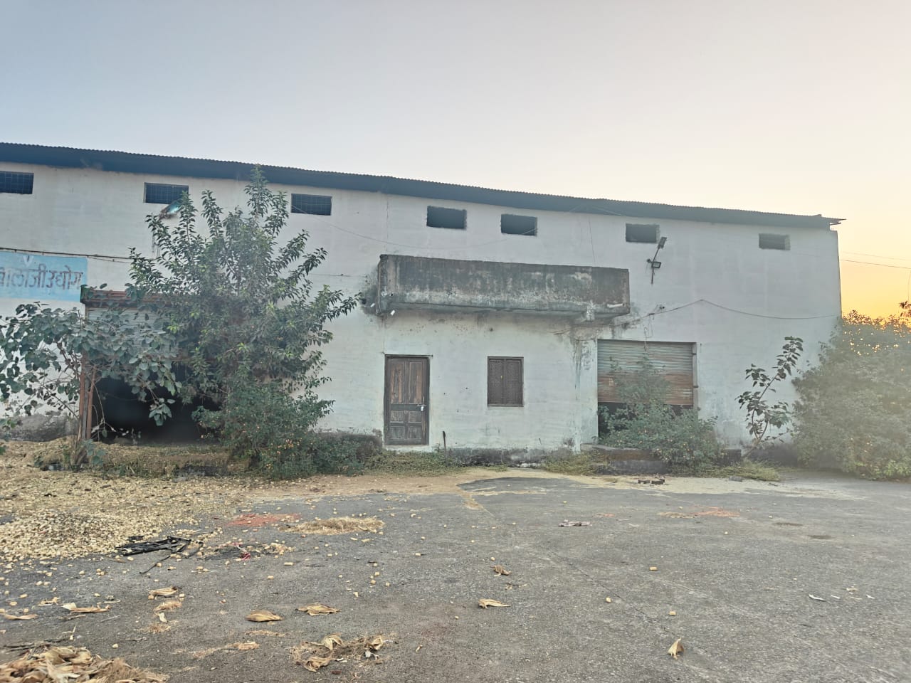 Godowns for sale in BORGAON KHURD Industrial Area Rudhi Bhavsingpura
