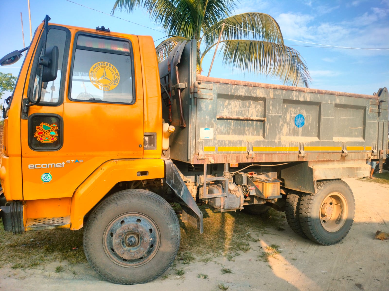 2023 Ashok Leyland AVTR 3520 8x2 Tipper Tipper 127000 km 3 years for sale in Kaziranga Parking Yard Numaligarh Refinery Township — photo 4