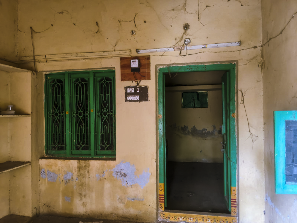 2 BHK Flat for sale in NEAR RAMALAYAM, ANKIREDDYPALEM Guntur — photo 4