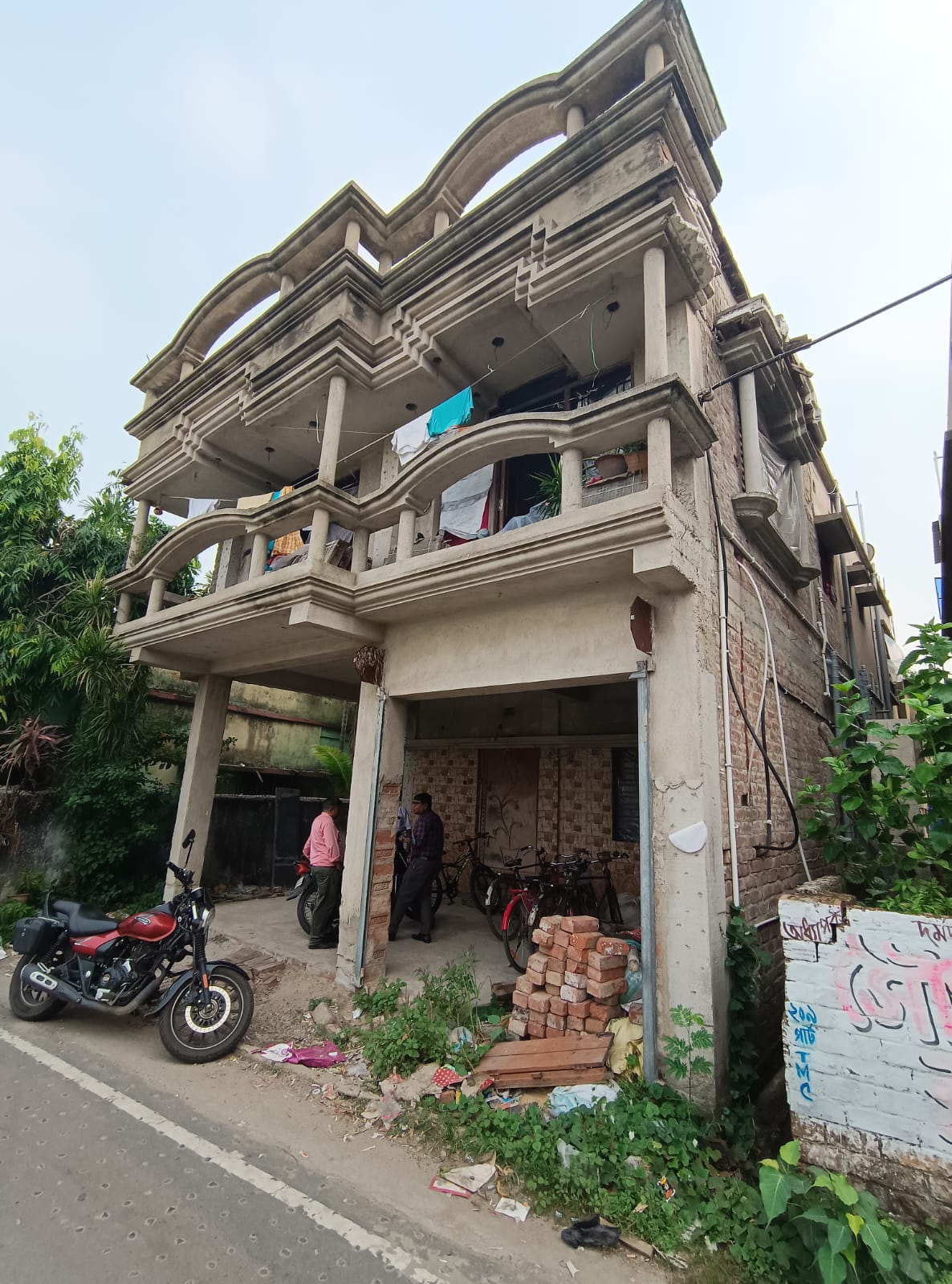 Flat for sale in Muragachha
