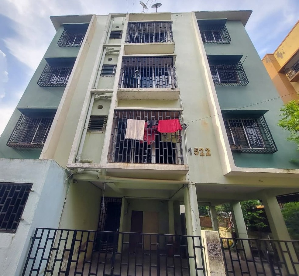 981 square feet Flat for sale in Kolkata
