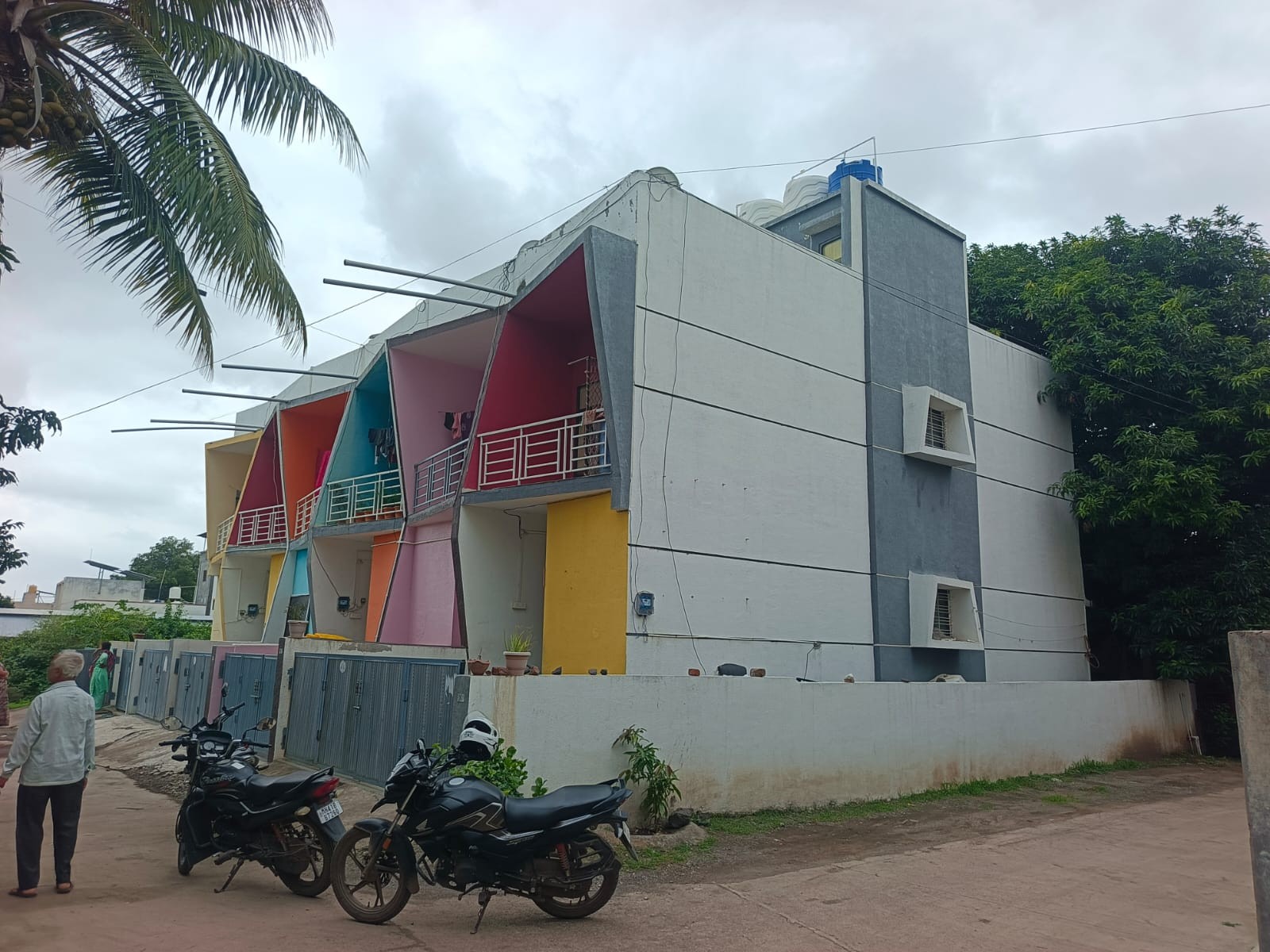 66 square meter Individual House for sale in Deola