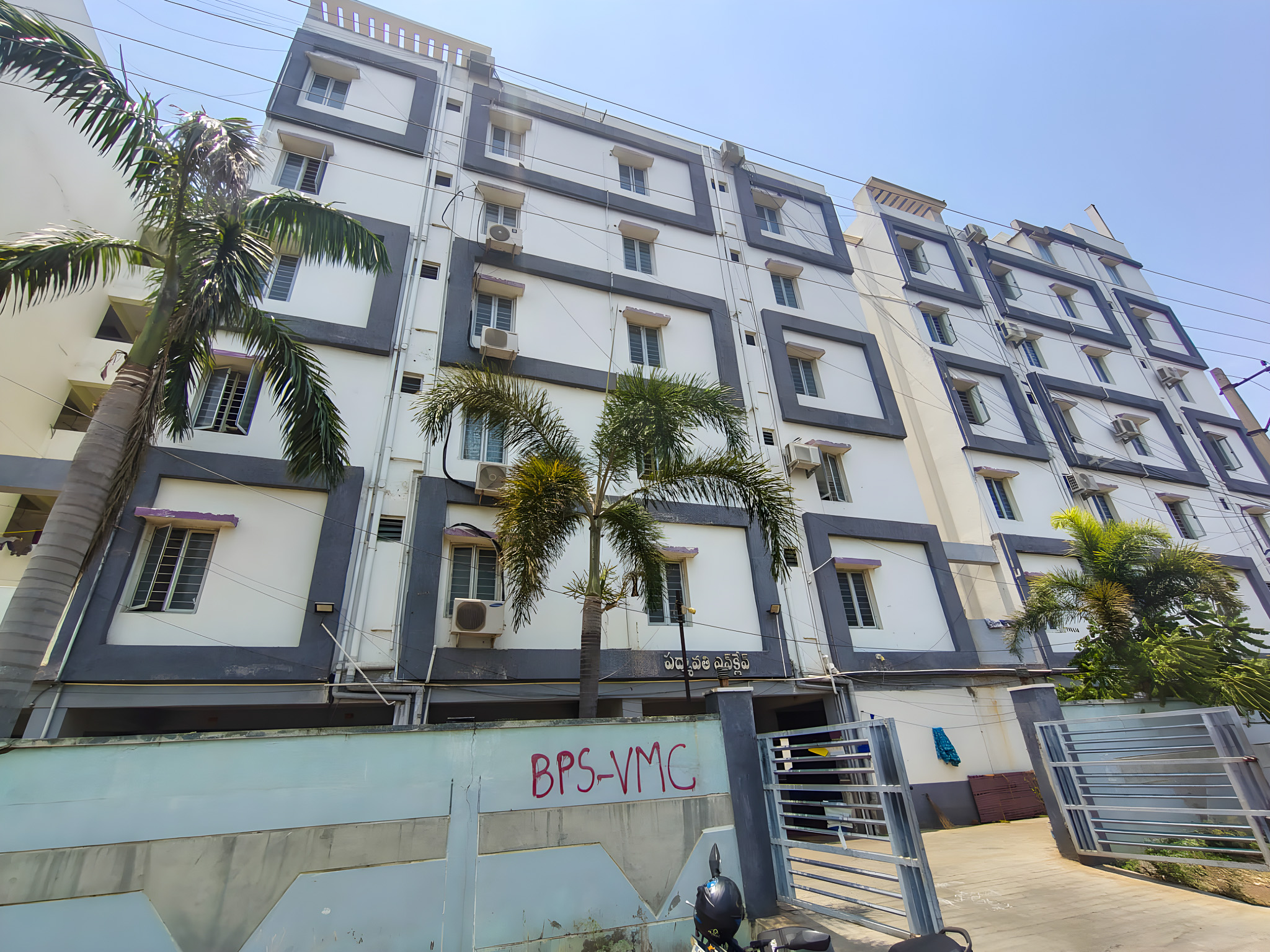 2 BHK Flat for sale in PADMAVATHI ENCLAVE, vijayawada Vijayawada
