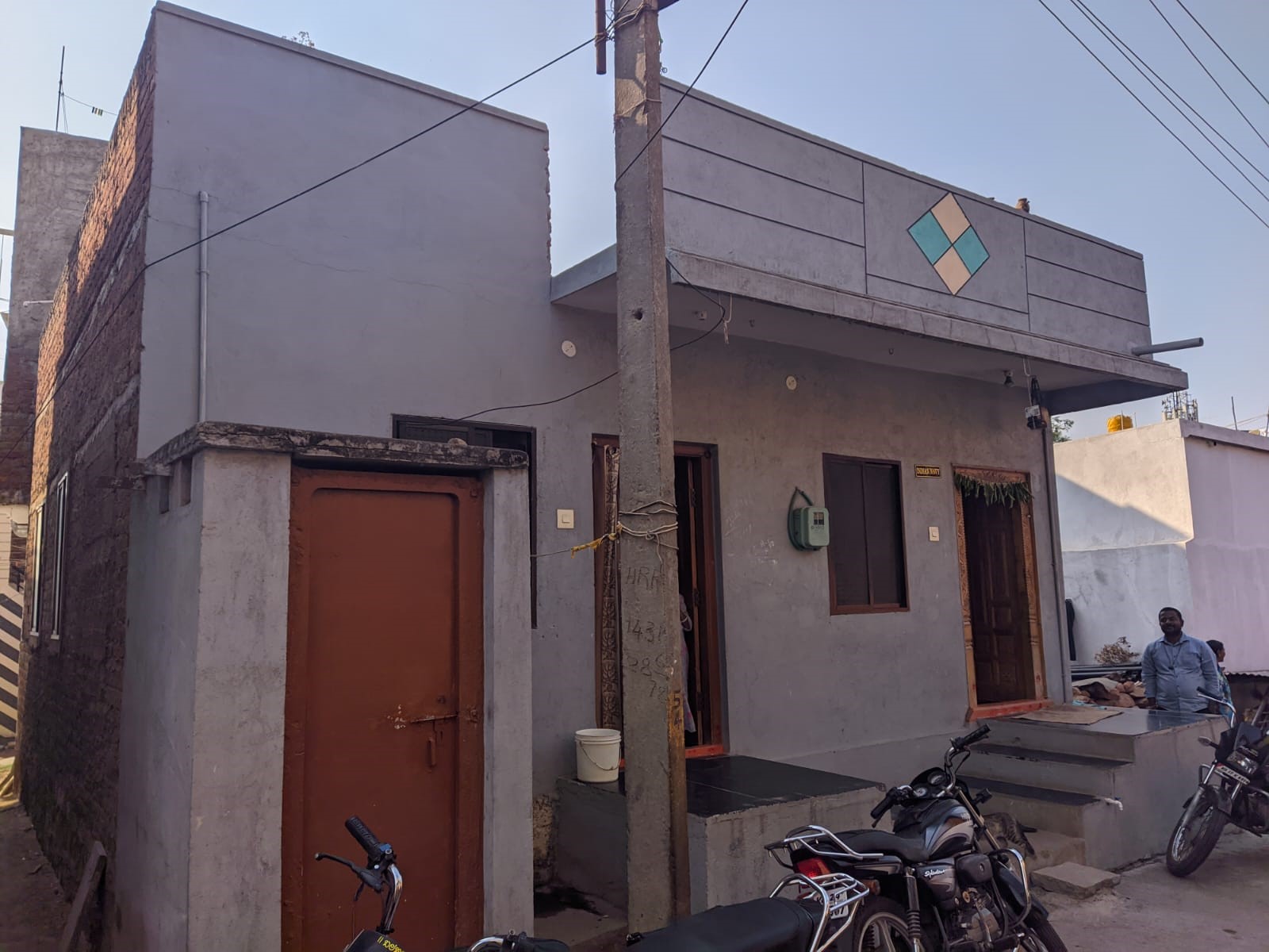 Individual House for sale in TMC No. 1976, CTS No. 296 situated at Ward 13, Saundatti, Tq: Saundatti, Dist: Belagavi Saundatti Yellamma