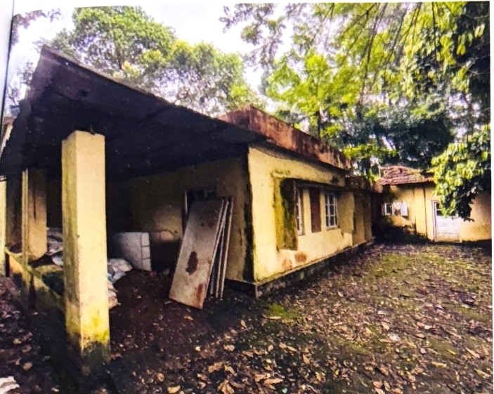 Individual House for sale in karavallor village,pathanapuram taluk,punalur sub district kollam district Punalur