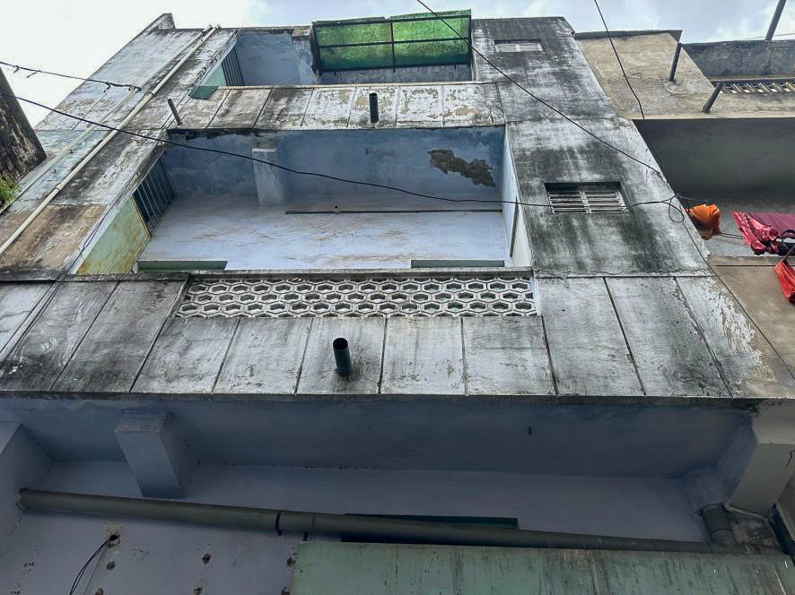 Shops for sale in Gheekanta Ahmedabad