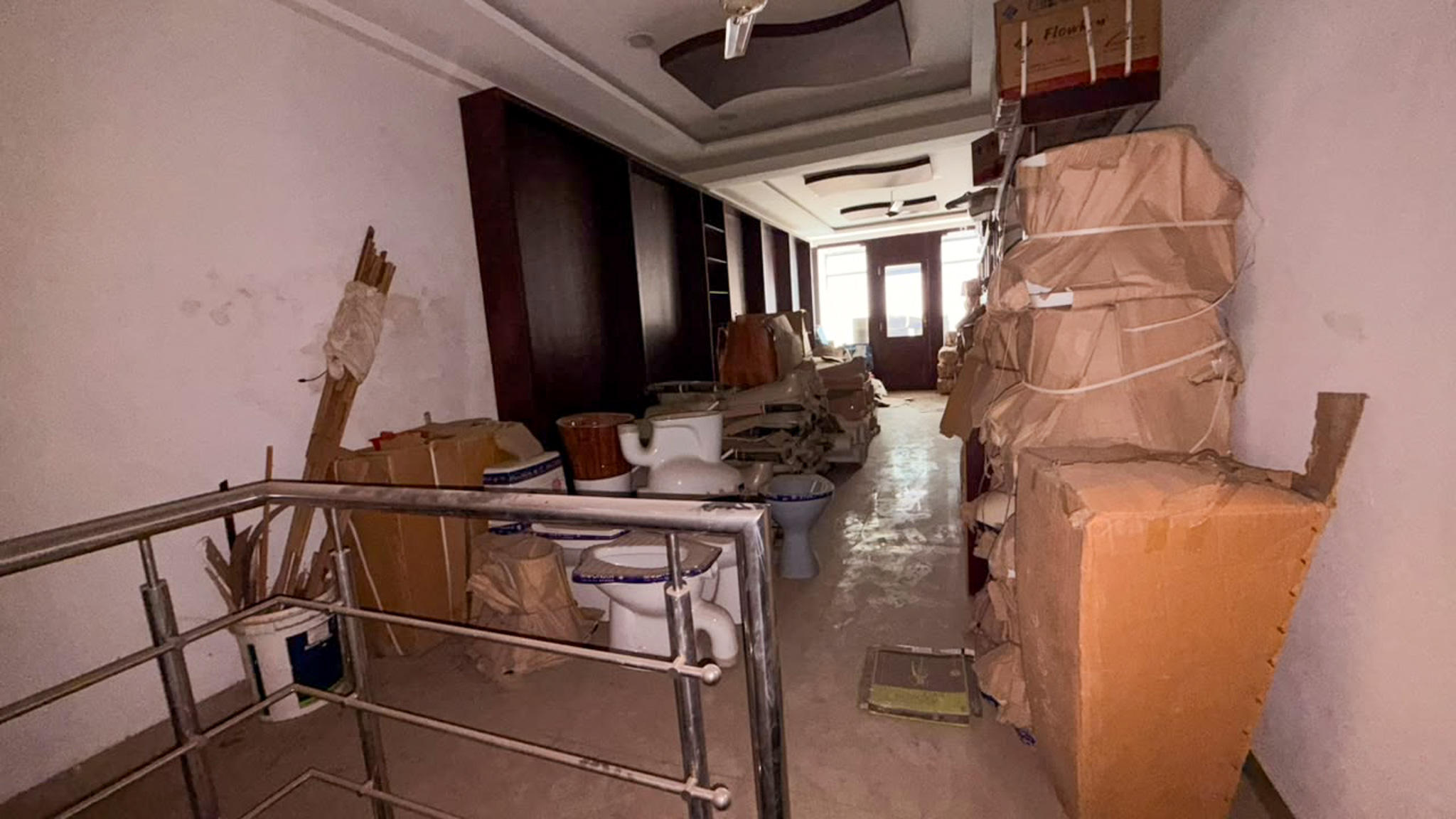 585 square feet Shops for sale in KARAD Karad — photo 8