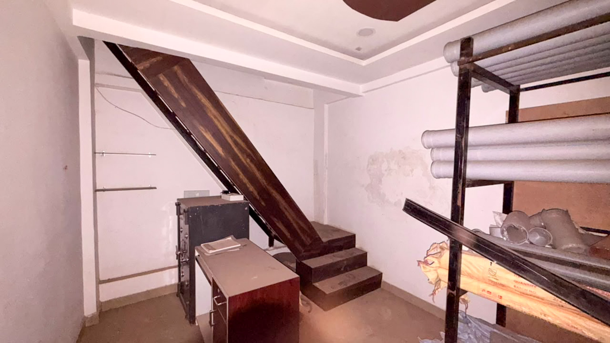 585 square feet Shops for sale in KARAD Karad — photo 11