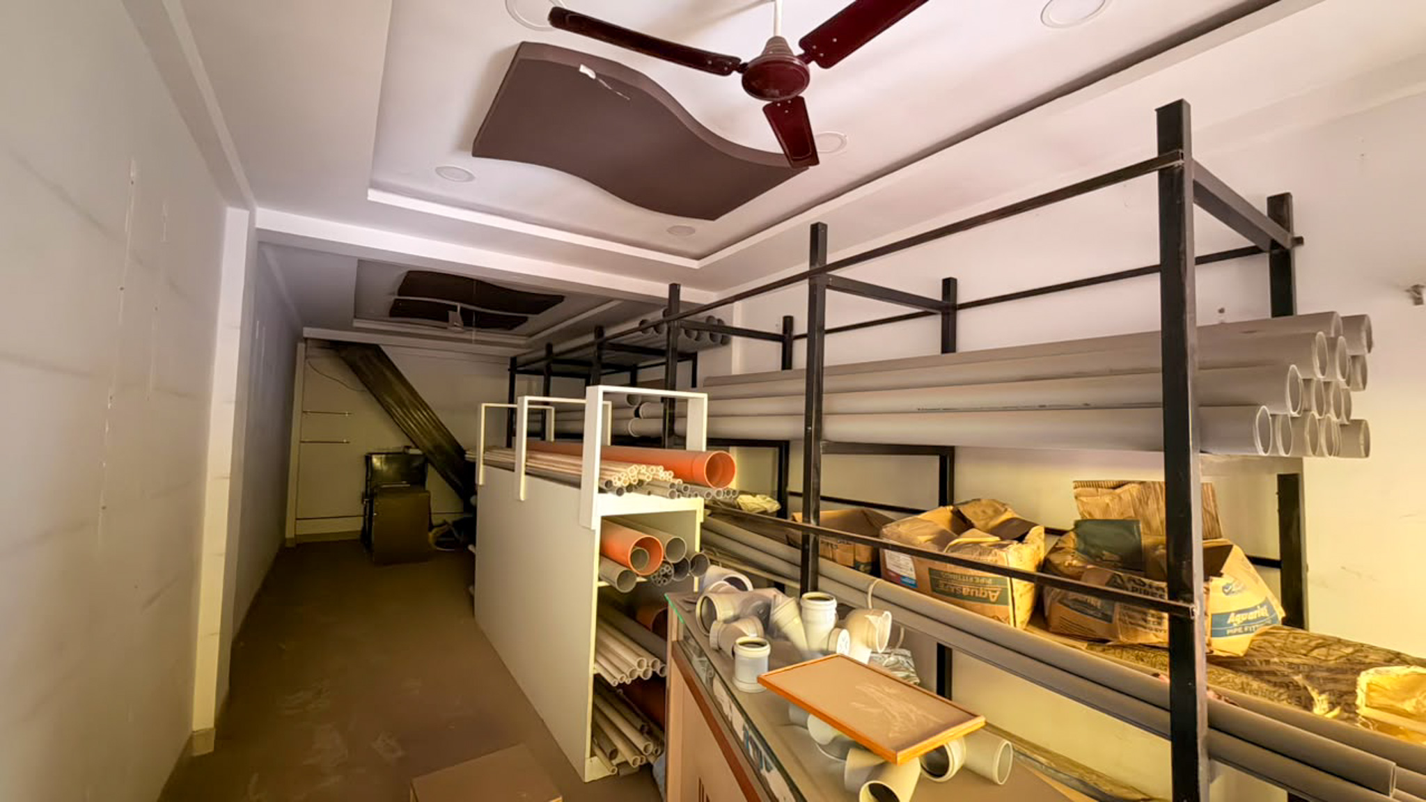 585 square feet Shops for sale in KARAD Karad — photo 12