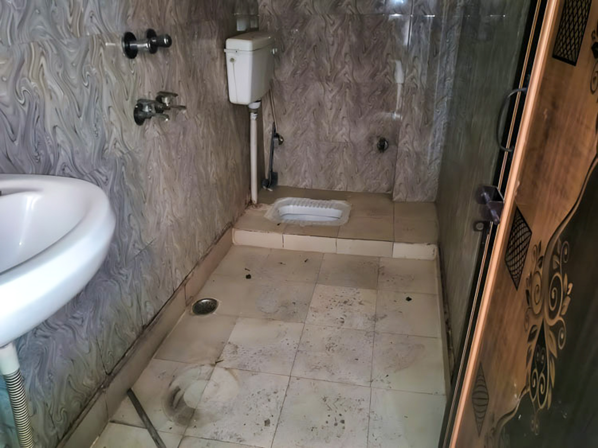 80 square yard Flat for sale in Village Mirzapur, Gurudwara Road, Gali No. 14, Mahavir Enclave, New Delhi-110045 New Delhi — photo 9