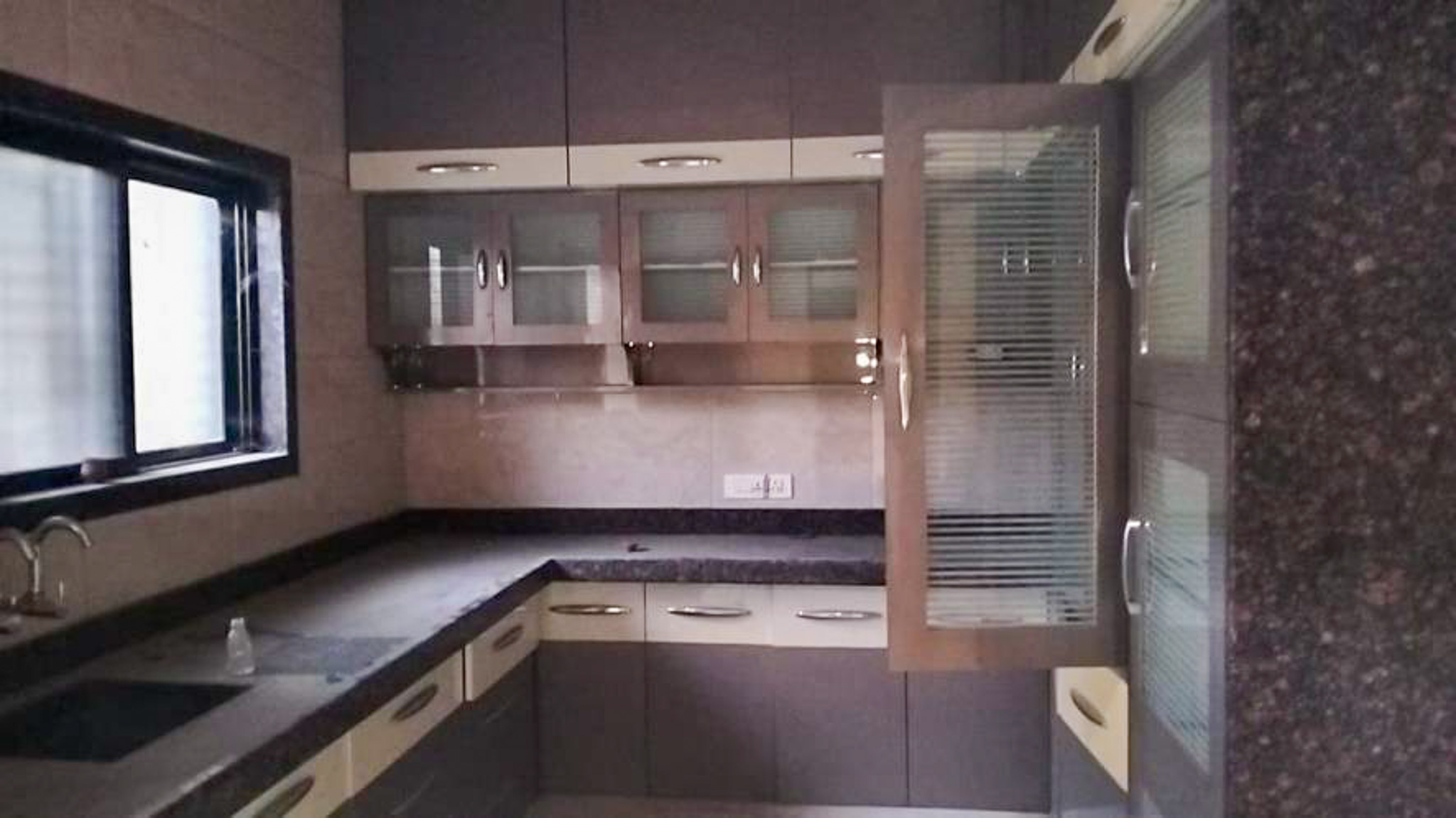 4 BHK Bungalow for sale in RESIDENTIAL BUNGALOW, ,Saraswati Colony ,Near Shrikrushna Colony ,Shirpur Shirpur — photo 7