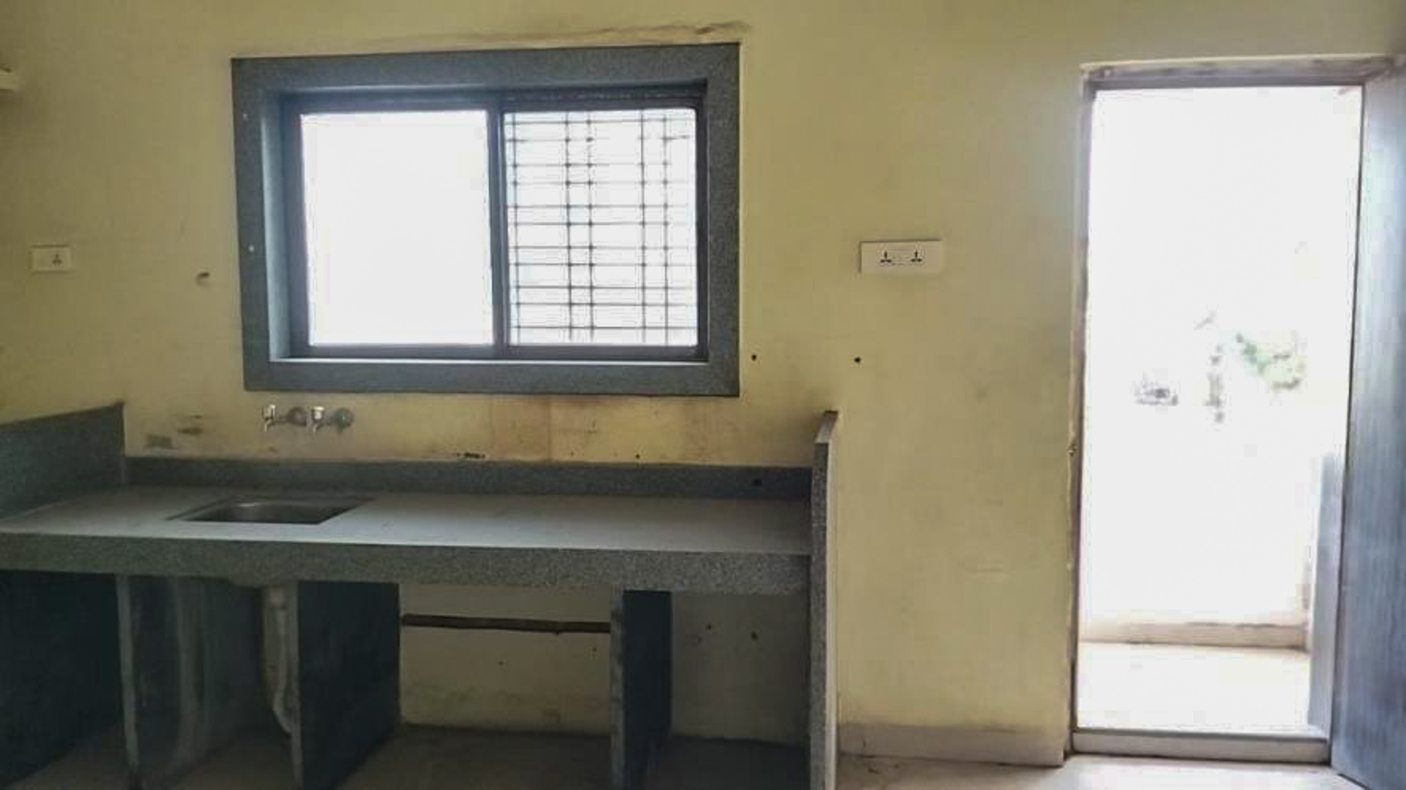 4 BHK Bungalow for sale in RESIDENTIAL BUNGALOW, ,Saraswati Colony ,Near Shrikrushna Colony ,Shirpur Shirpur — photo 10