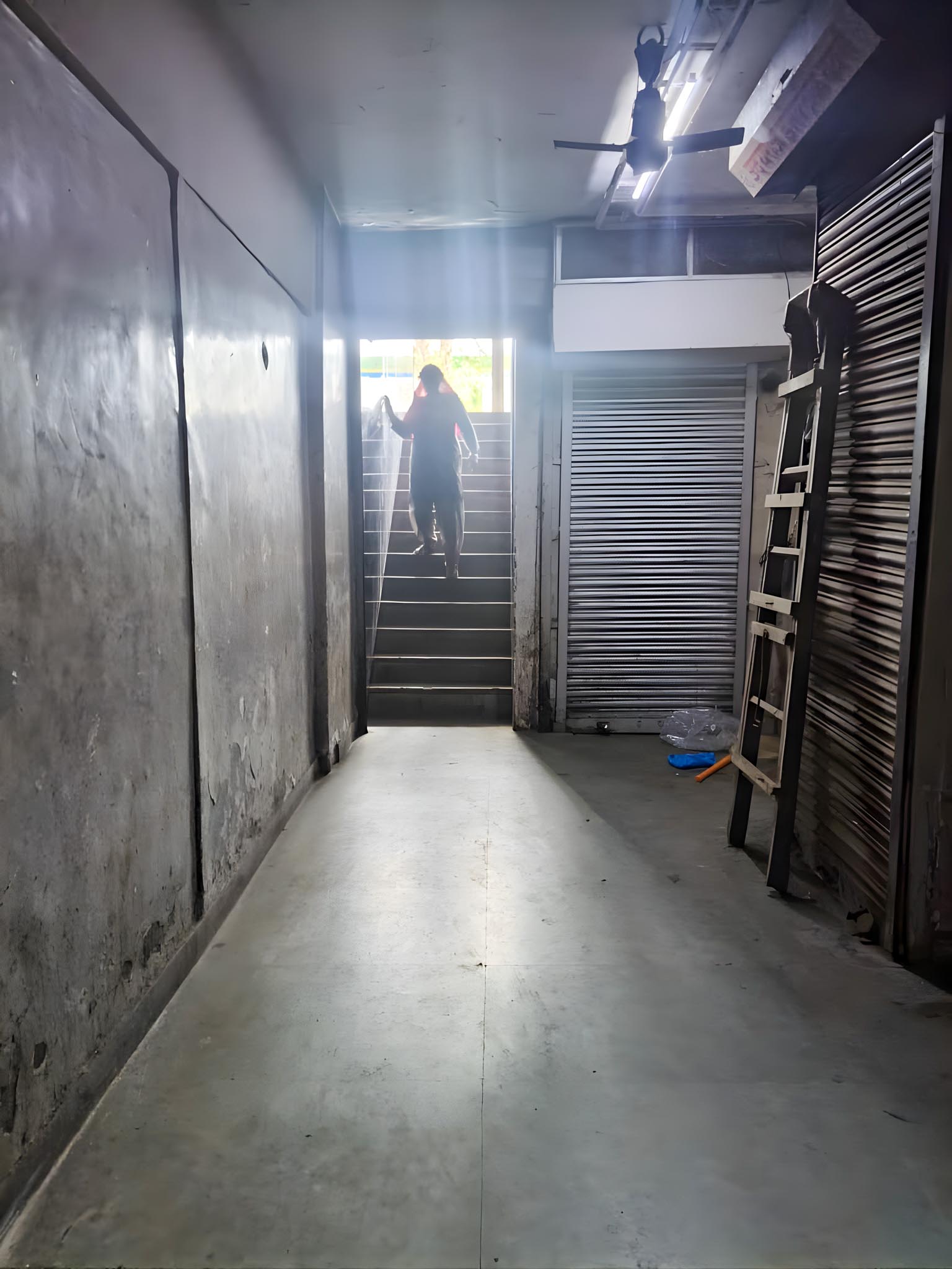 300 square feet Office for sale in Mumbai — photo 11