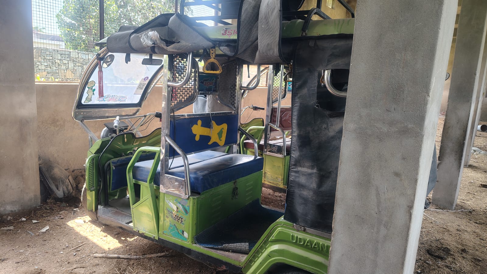 2025 ENERGY ELECTRIC VEHICLES UDAAN 3-Seater / Electric Passenger E-rickshaw 1500 km 1 year for sale in NA Bangur Nagar — photo 7