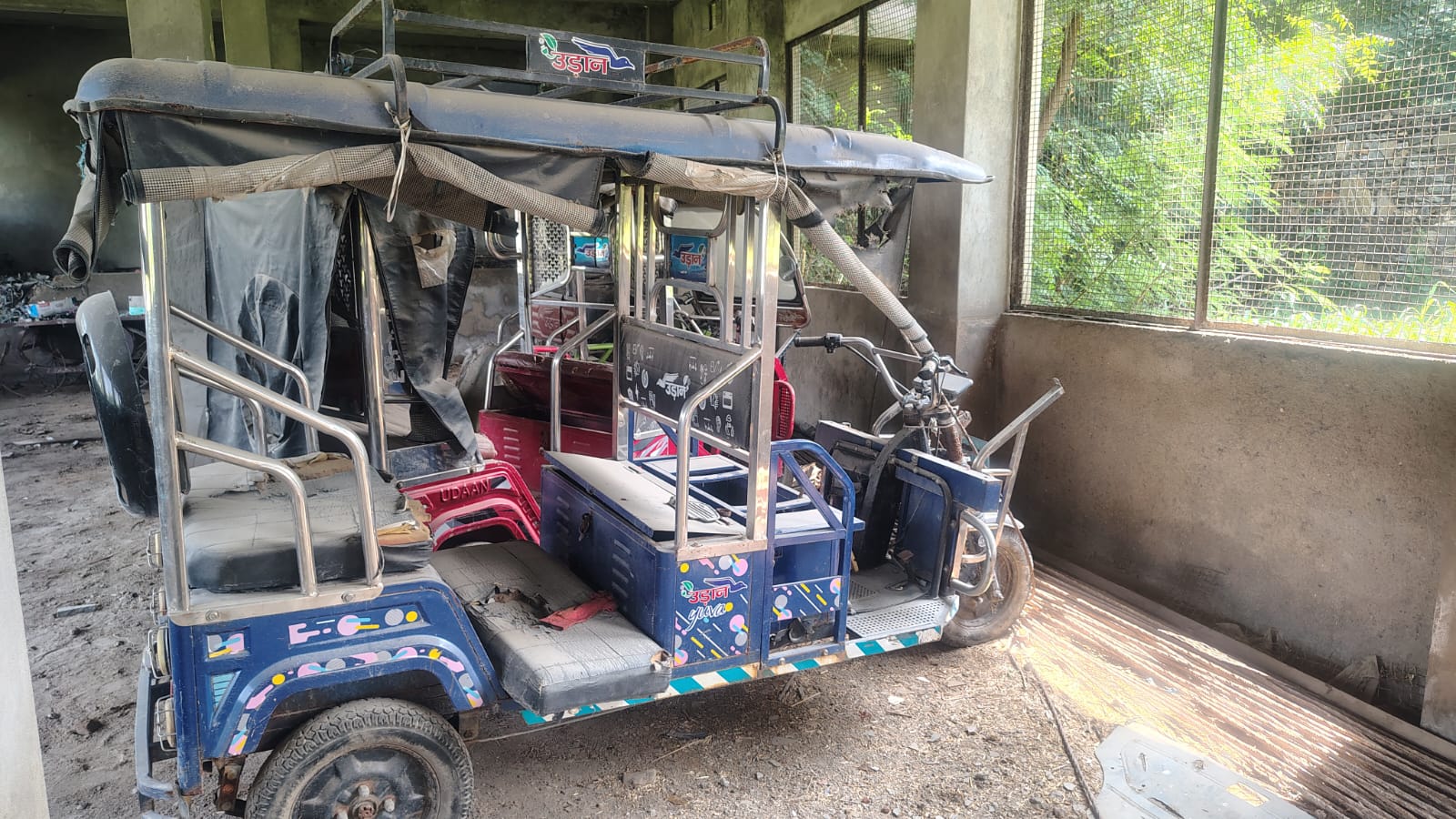 2023 ENERGY ELECTRIC VEHICLES Yuva 3-Seater / Electric Passenger E-rickshaw 1500 km 2 years for sale in NA Saradhana Industrial Area — photo 1