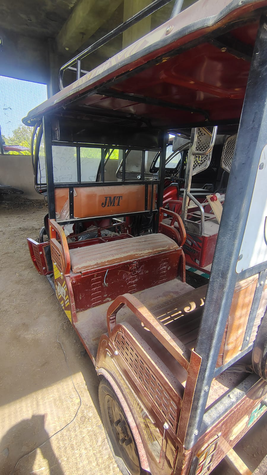 2024 ENERGY ELECTRIC VEHICLES UDAAN 3-Seater / Electric Passenger E-rickshaw 1500 km 1 year for sale in NA Saradhana Industrial Area — photo 3