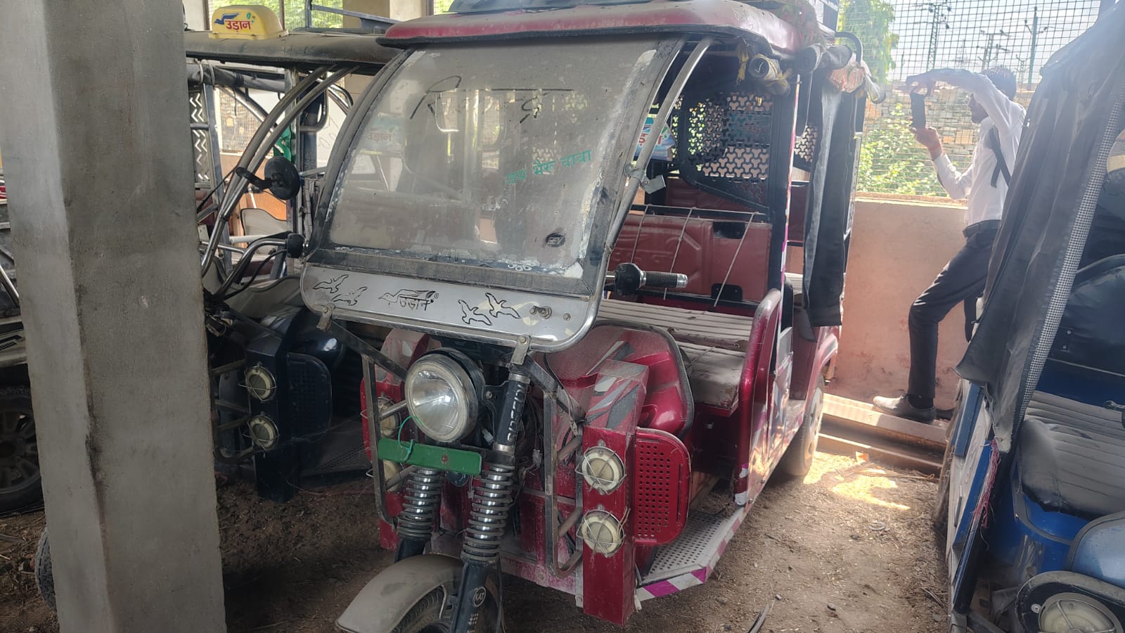 2025 ENERGY ELECTRIC VEHICLES UDAAN 3-Seater / Electric Passenger E-rickshaw 1500 km 1 year for sale in NA Bangur Nagar — photo 4