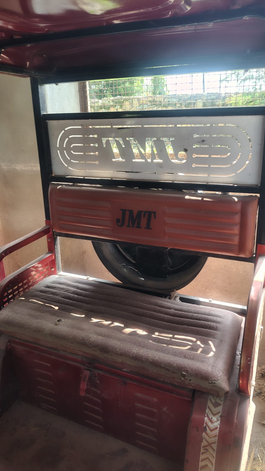 2024 ENERGY ELECTRIC VEHICLES UDAAN 3-Seater / Electric Passenger E-rickshaw 1500 km 1 year for sale in NA Saradhana Industrial Area — photo 6