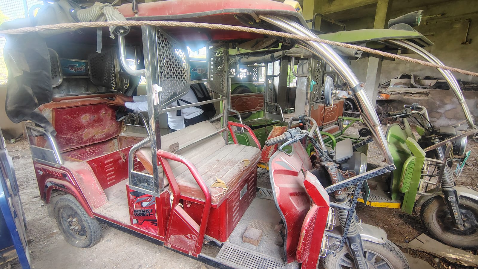 2023 ENERGY ELECTRIC VEHICLES UDAAN 3-Seater / Electric Passenger E-rickshaw 1500 km 2 years for sale in NA Beawar — photo 1