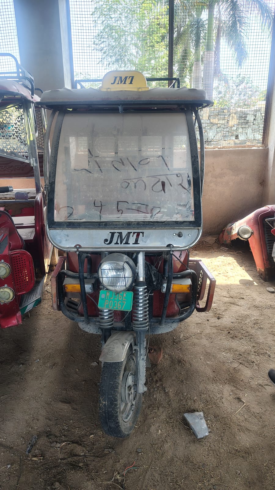 2024 ENERGY ELECTRIC VEHICLES UDAAN 3-Seater / Electric Passenger E-rickshaw 1500 km 1 year for sale in NA Saradhana Industrial Area — photo 1