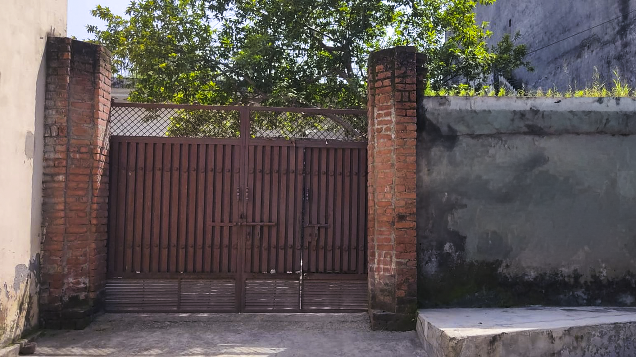 155.48 square yard Individual House for sale in AMIPUR NAGOLA BADNOLI DIST HAPUR UTTAR PRADESH Hapur