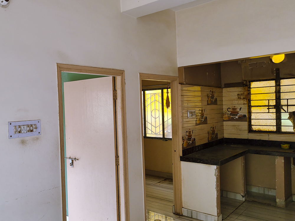 3 BHK Flat for sale in SOUVICK BEJ, DUMDUM Kolkata — photo 4