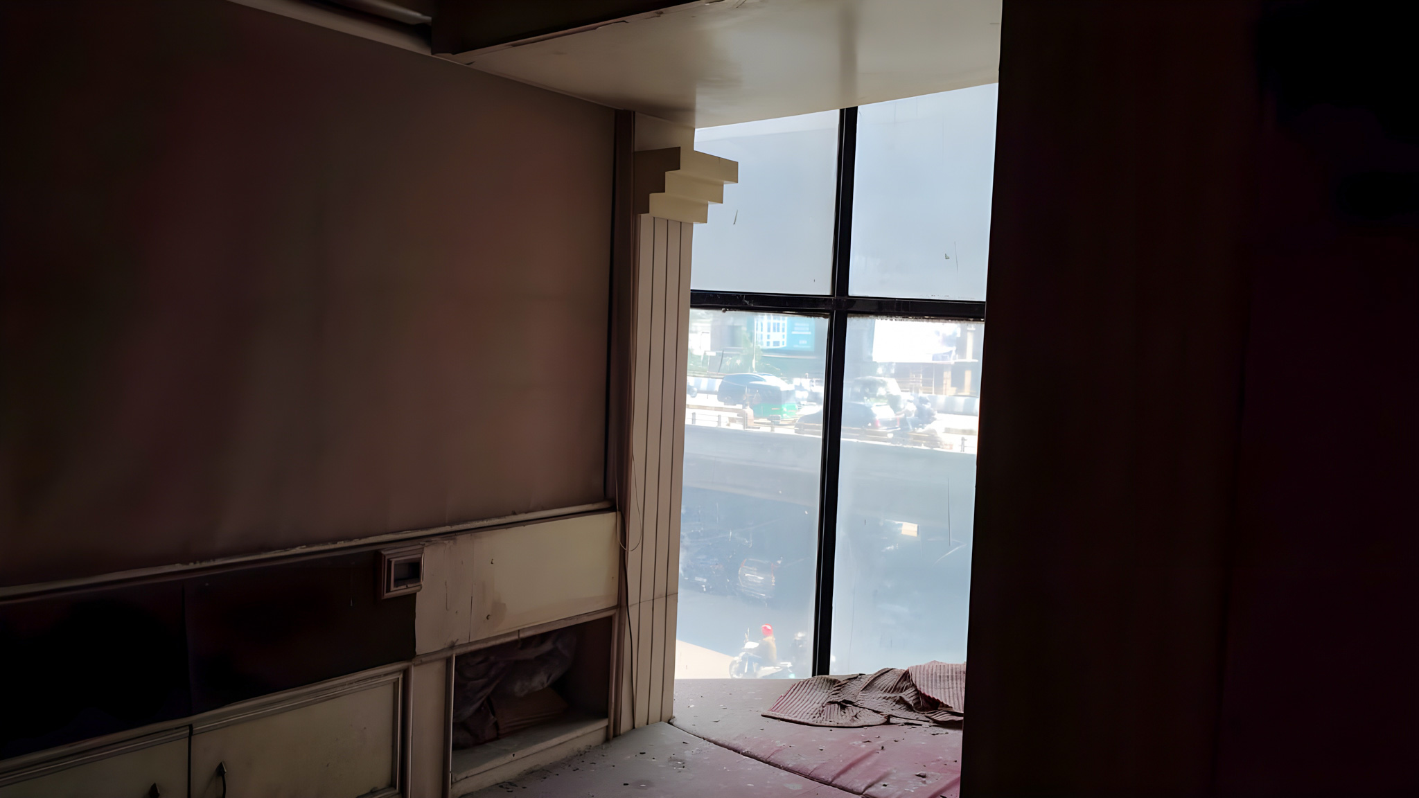 552 square feet Office for sale in Rajhans Tower, Opp. J.K. Tower, Ring Road, Surat. Surat — photo 3