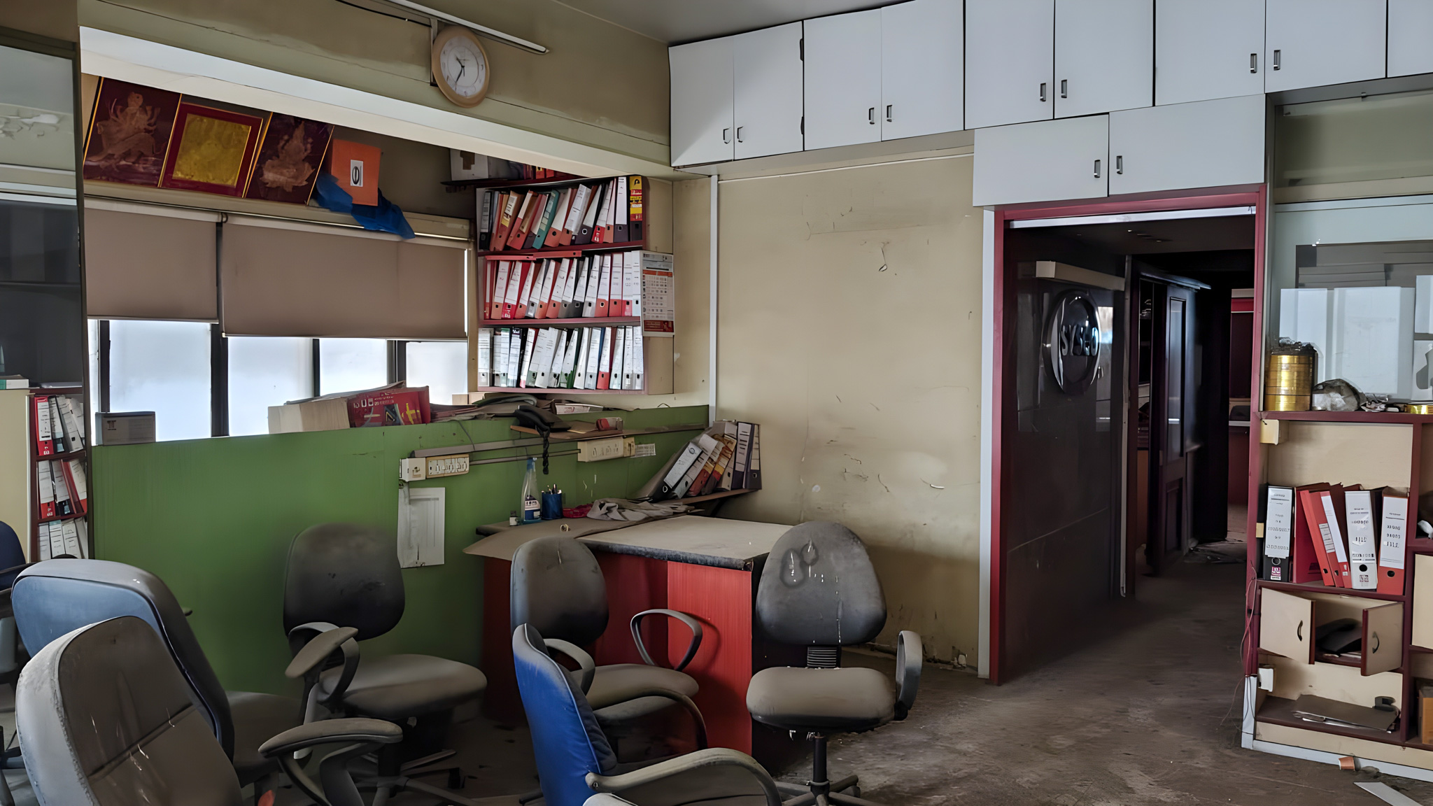 933.5 square feet Office for sale in Rajhans Tower, Opp. J.K. Tower, Ring Road, Surat. Surat — photo 16