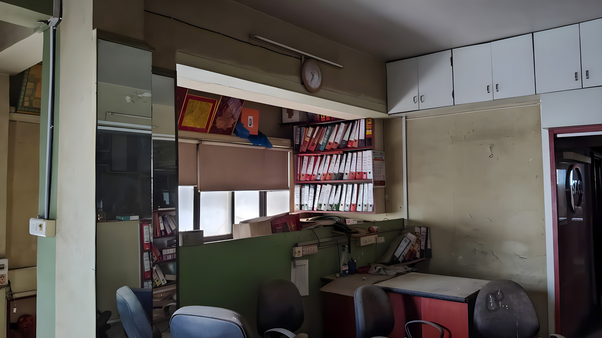 933.5 square feet Office for sale in Rajhans Tower, Opp. J.K. Tower, Ring Road, Surat. Surat — photo 17
