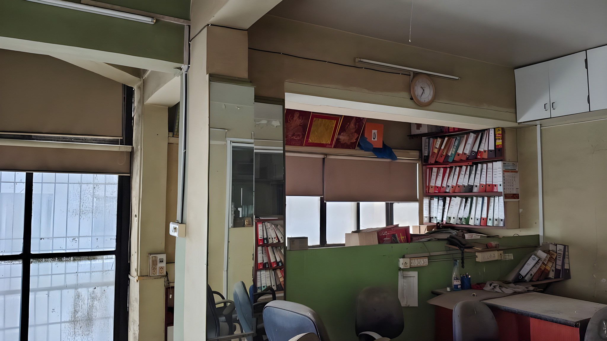 933.5 square feet Office for sale in Rajhans Tower, Opp. J.K. Tower, Ring Road, Surat. Surat — photo 12