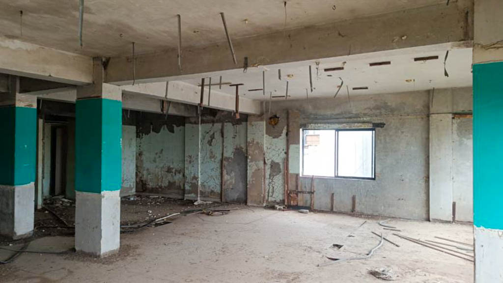 767 square feet Office for sale in Ring Road, Rustampura, Surat Surat — photo 4