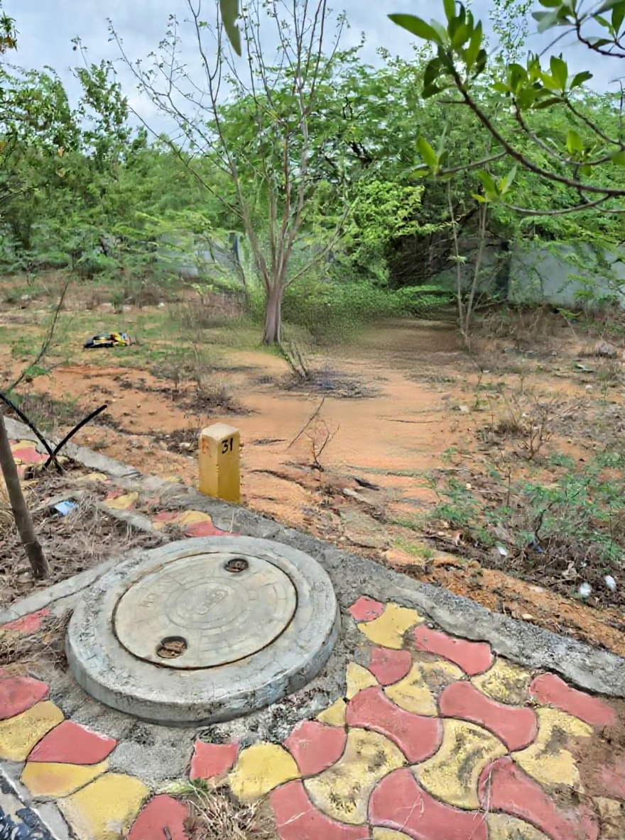 282 square yard Plot for sale in KUNTLOOR ROAD Hyderabad — photo 4