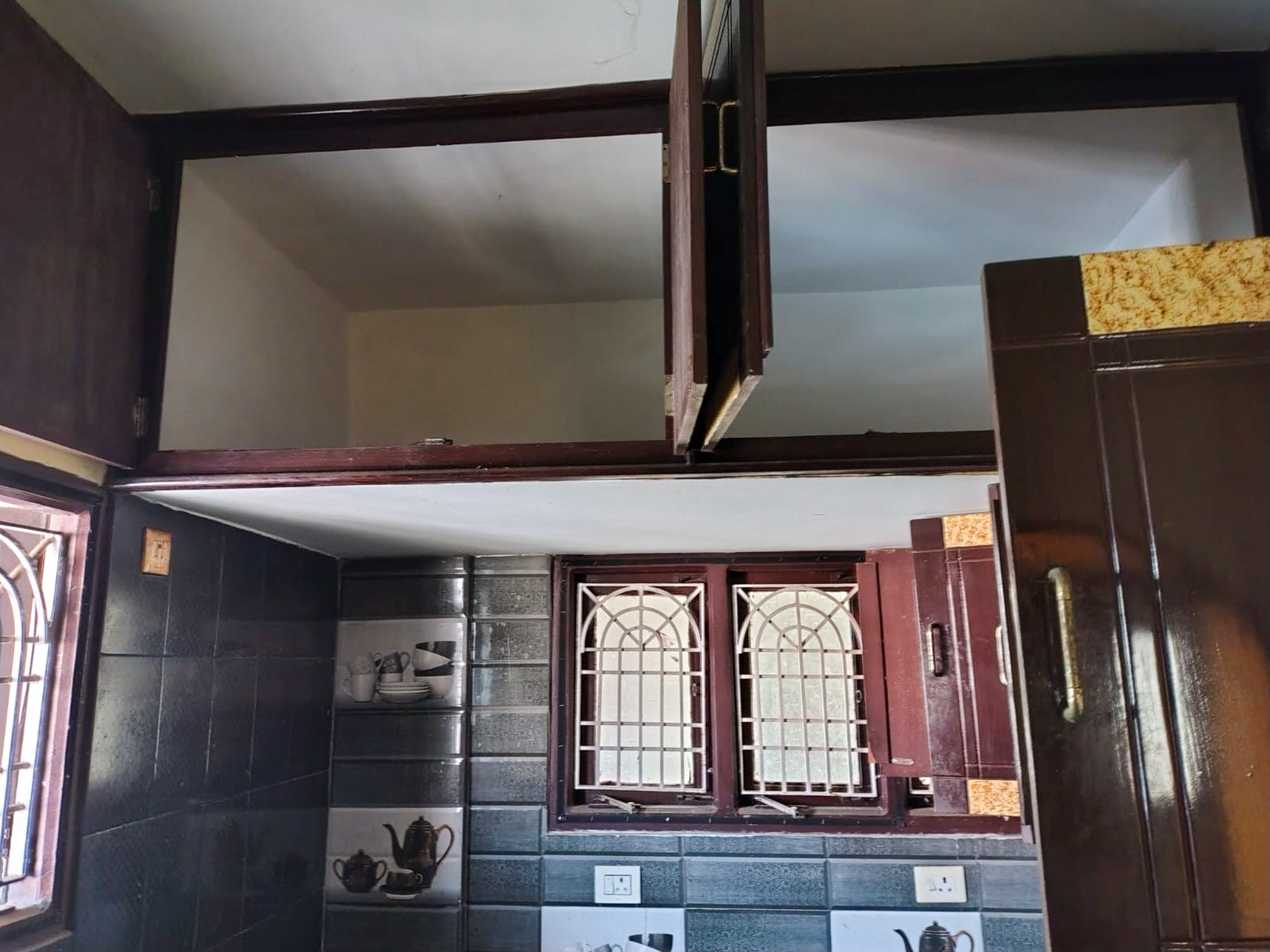 2 BHK Flat for sale in BALAJI TOWERS, PRASADAMPADU Vijayawada — photo 5