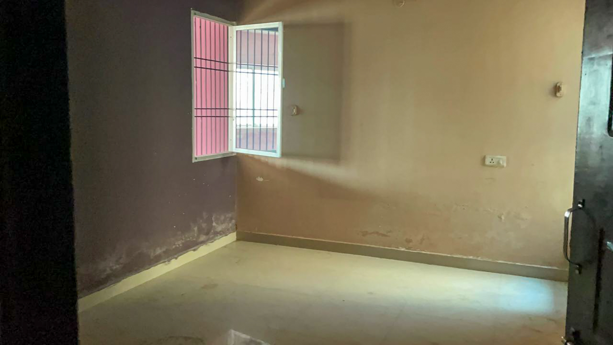 940 square feet Flat for sale in Satna — photo 6