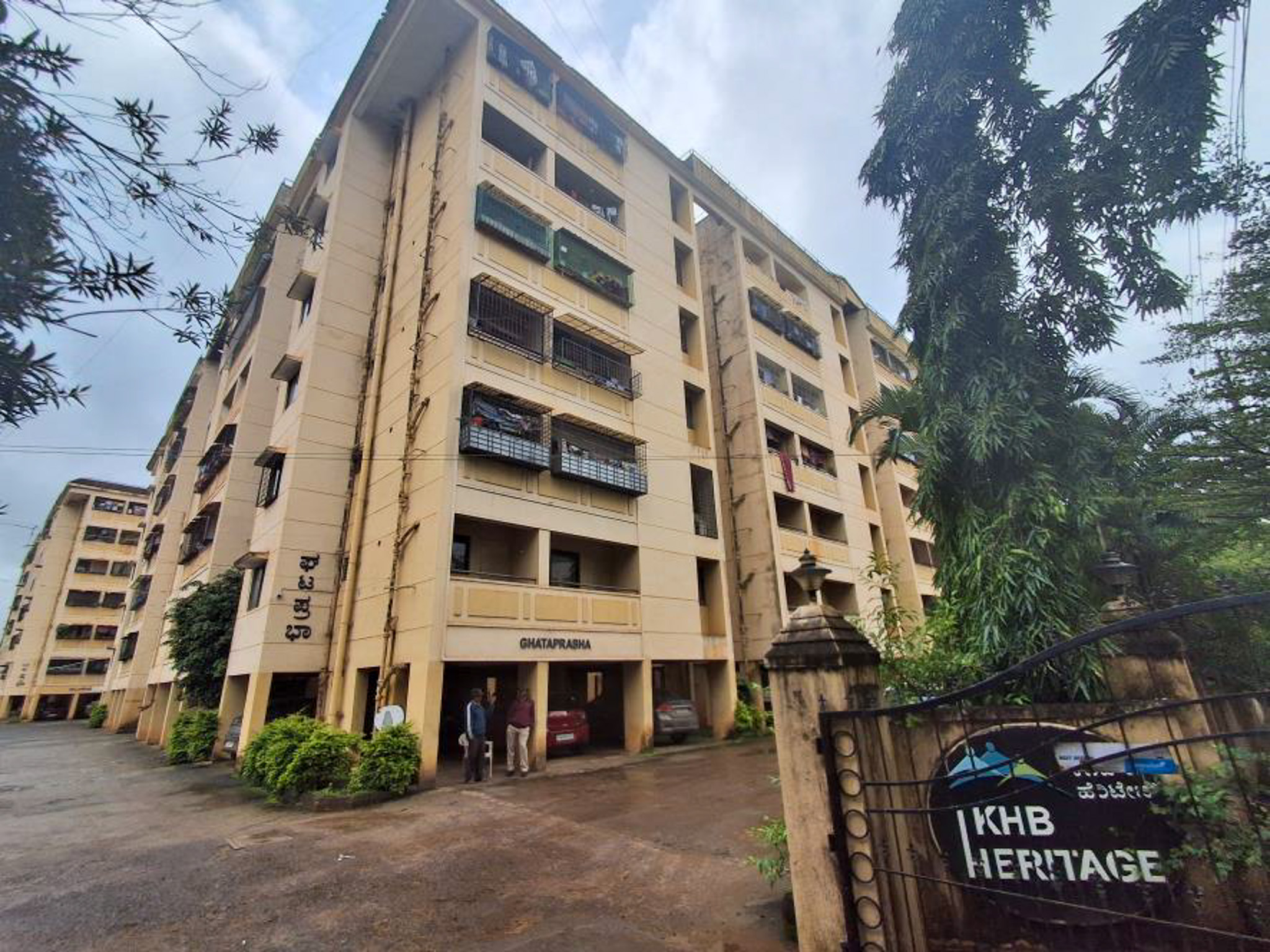1200 square feet Flat for sale in BELAGAVI Belagavi — photo 1