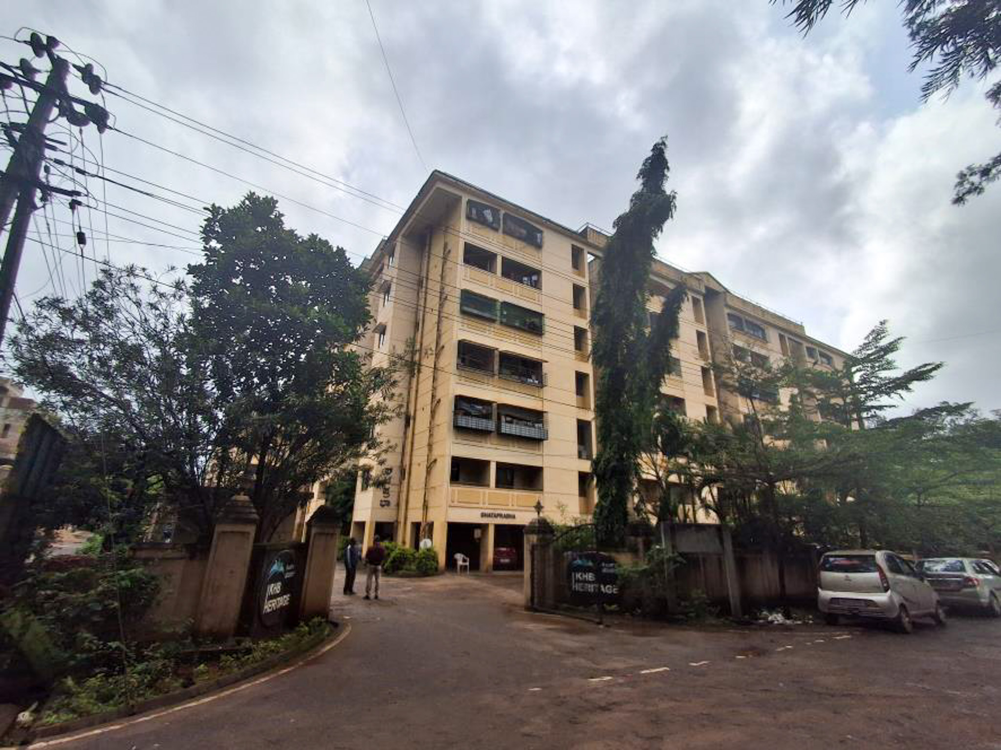 1200 square feet Flat for sale in BELAGAVI Belagavi — photo 4