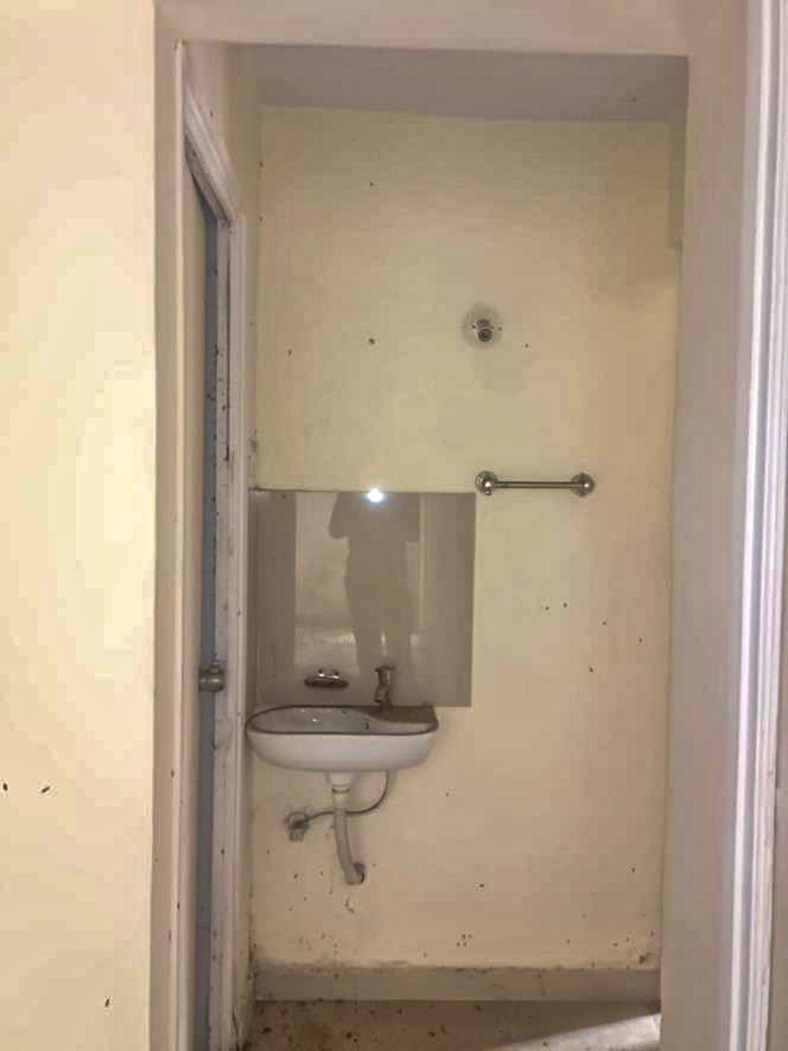 Flat for sale in Valsad — photo 4