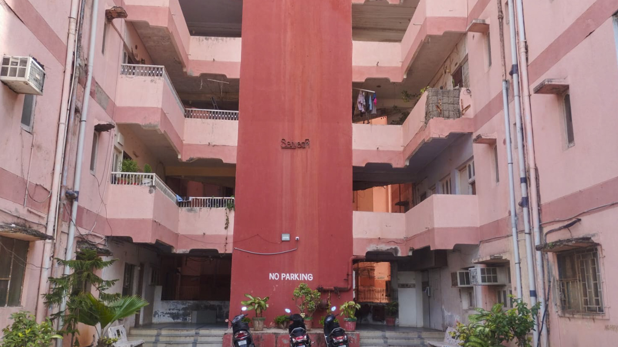 3 BHK Flat for sale in SAHYADRI APPARTMENT, SABARMATI AHMEDABAD Ahmedabad — photo 1