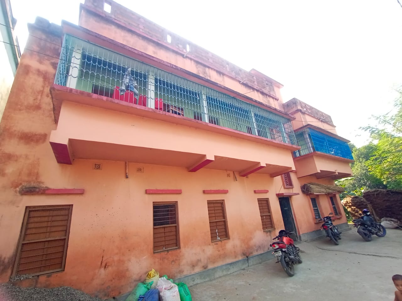 Individual House for sale in Berhampore — photo 1