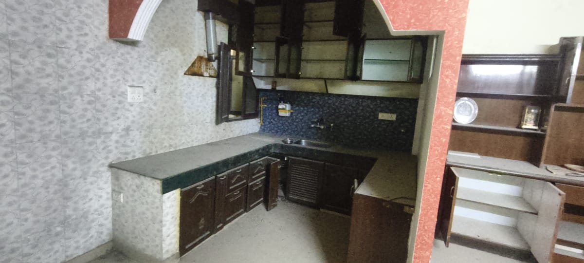 Flat for sale in New Delhi — photo 13