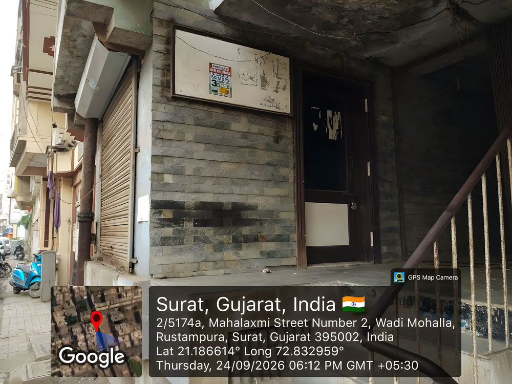 95 square feet Shops for sale in Surat — photo 4