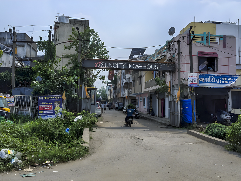 40.13 square meter Individual House for sale in Surat — photo 4