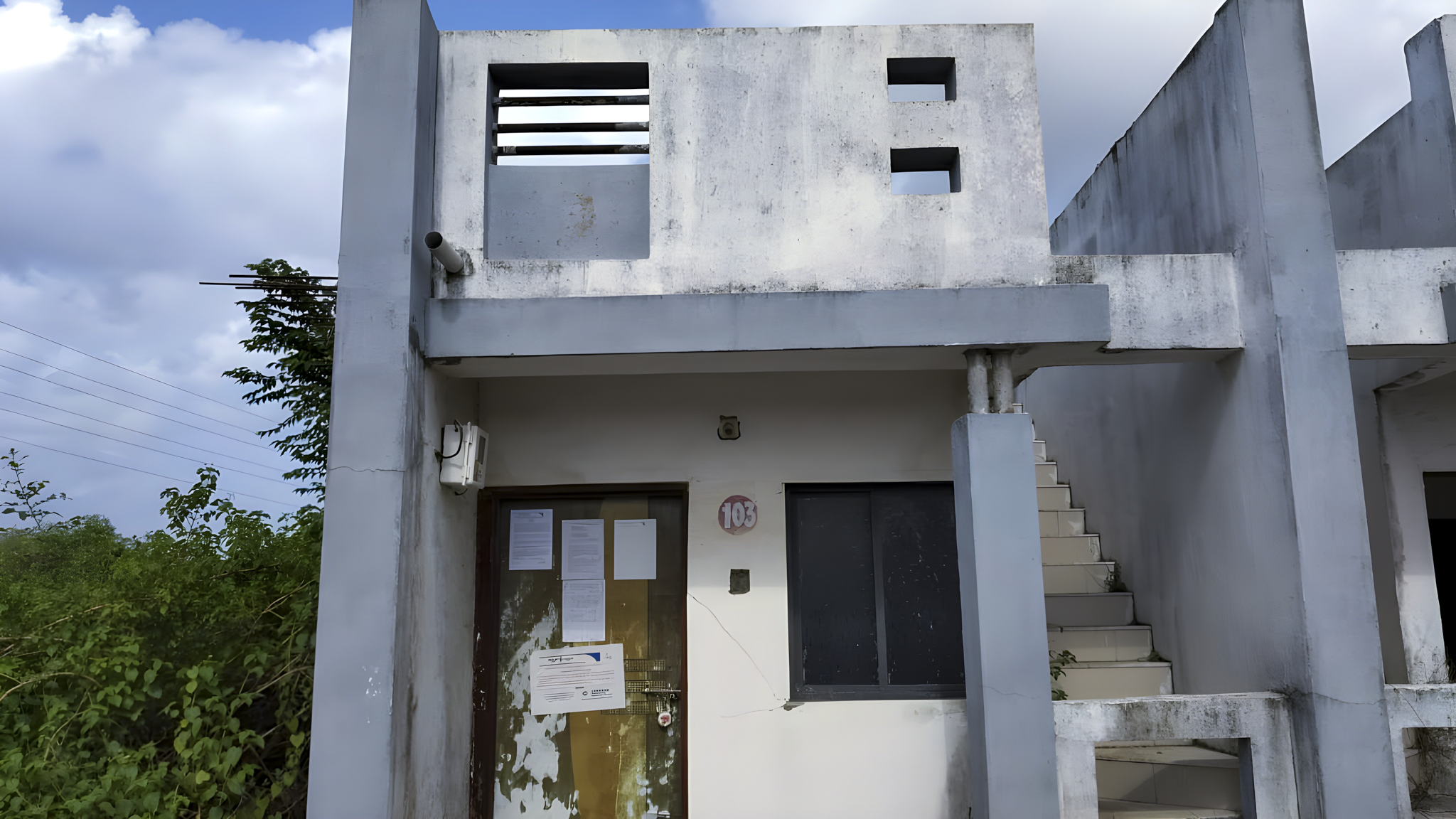 36.79 square meter Individual House for sale in Amboli — photo 1