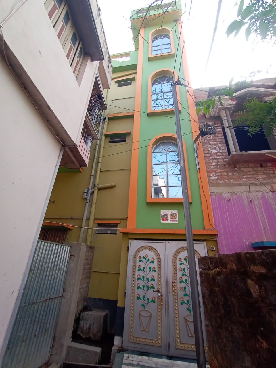 Individual House for sale in Berhampore — photo 1