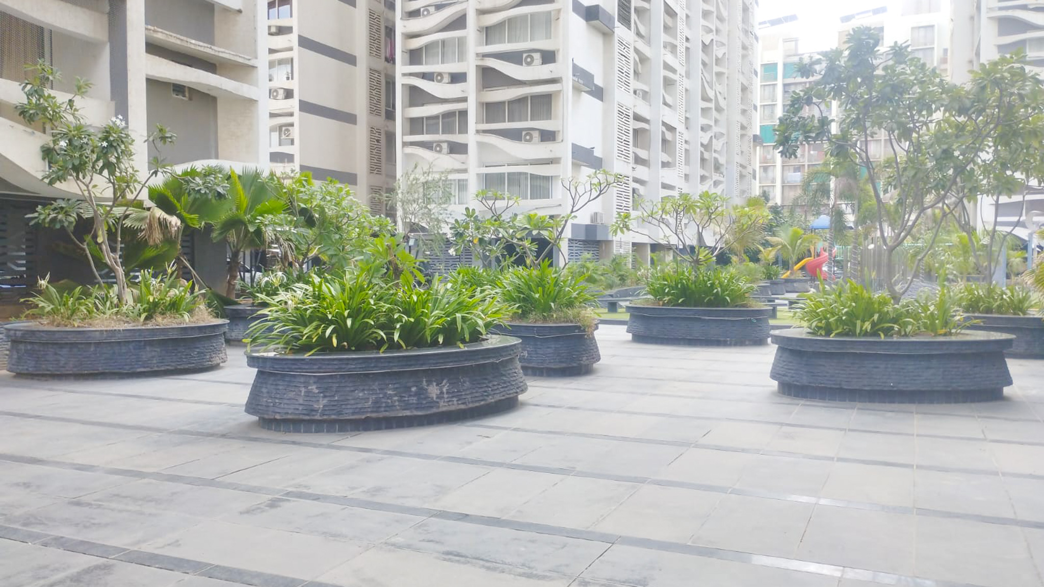 3 BHK Flat for sale in SHREE BALAJI WIND PARK, Shree Balaji Wind Park, Vaishnodevi Circle Gandhinagar. — photo 2