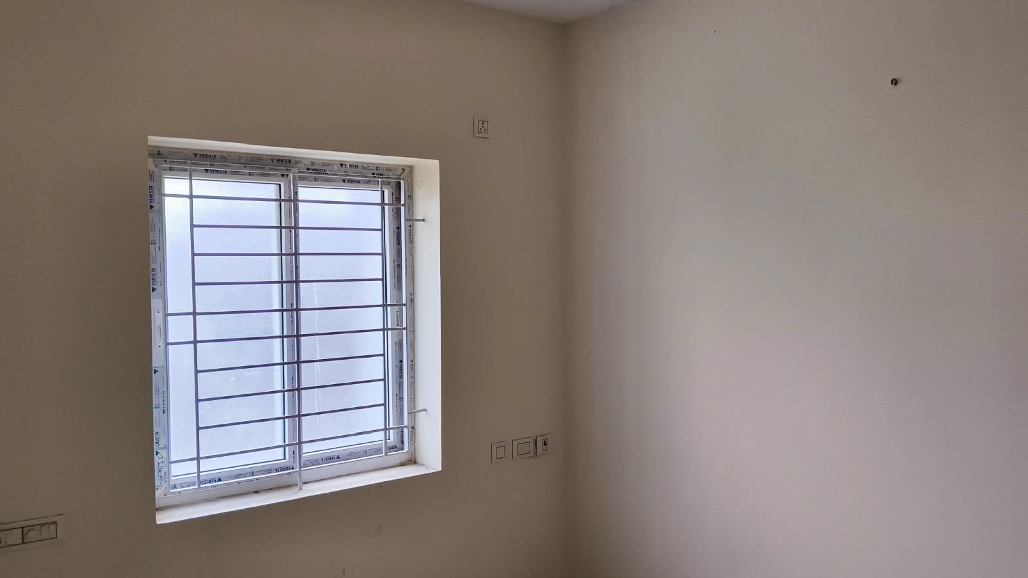 3 BHK Flat for sale in ROYAL TOWN, CHETTIPUNIYAM Mahindra World City — photo 6
