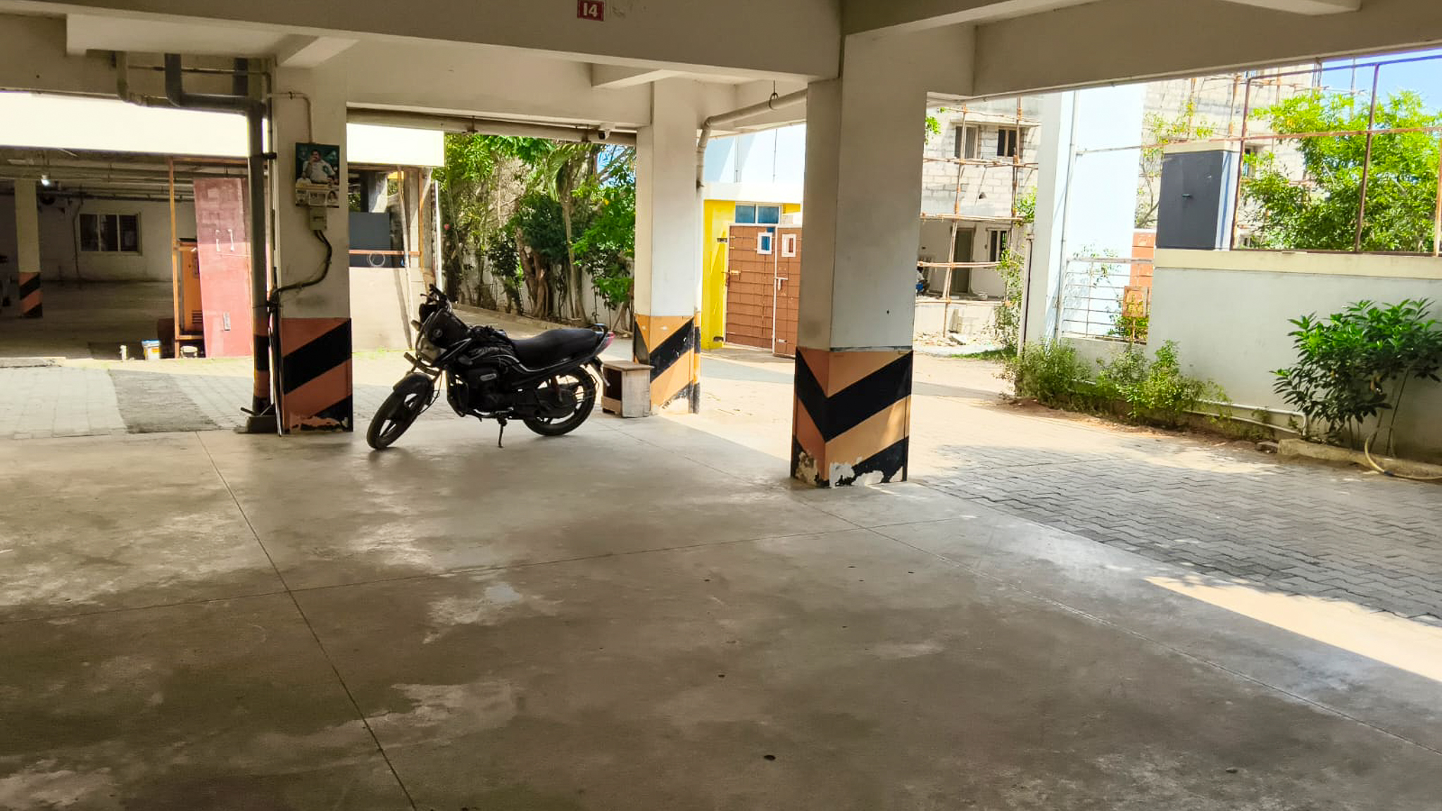 3 BHK Flat for sale in ROYAL TOWN, CHETTIPUNIYAM Mahindra World City — photo 6