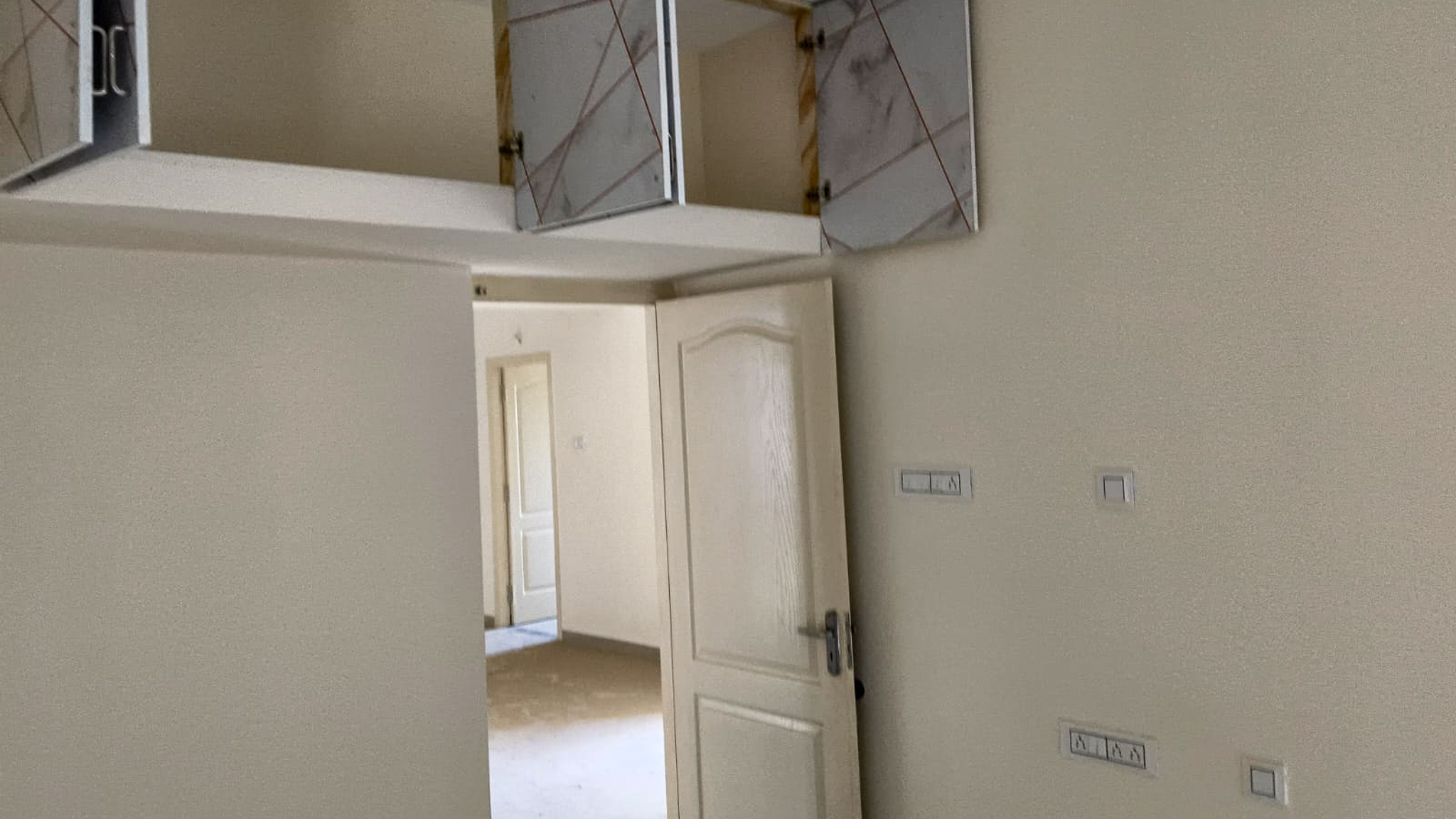 3 BHK Flat for sale in ROYAL TOWN, CHETTIPUNIYAM Mahindra World City — photo 8